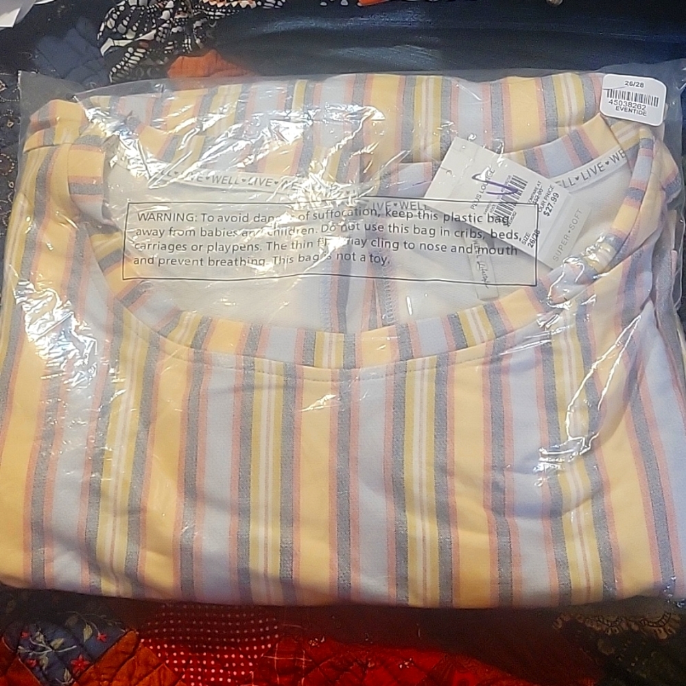 Brand new soft cotton romper or night wear sz 26/28 by Live Well Lifestyles